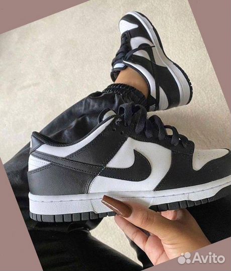 Кроссовки Nike Dunk Low GS Black White черные