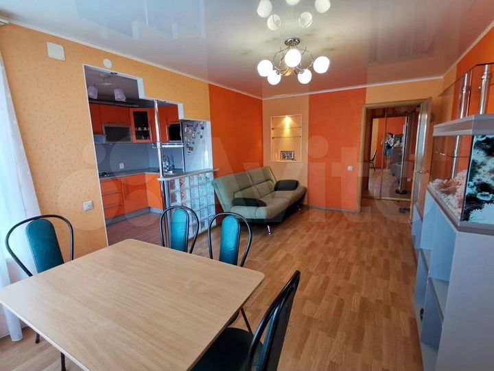 3-к. квартира, 80 м², 9/9 эт.