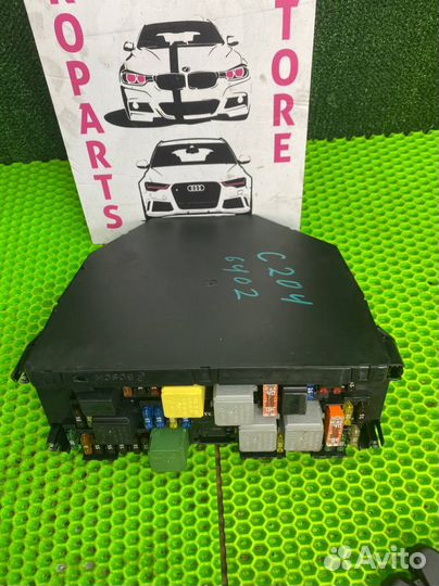 Блок предохранителей на C-Class, C204, S204, W204