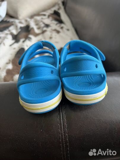 Сандалии crocs c12