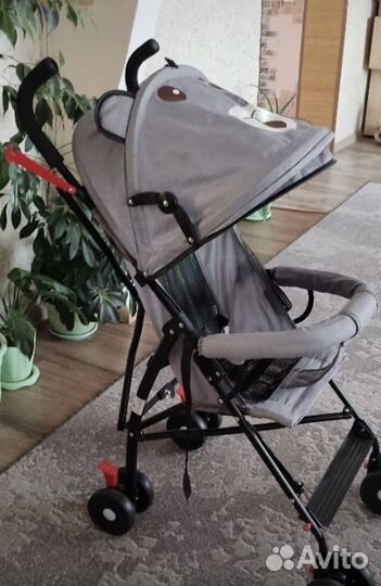 Прогулочная коляска новая