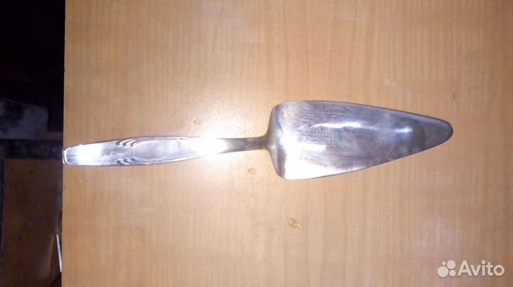 Вилки ложки ножи