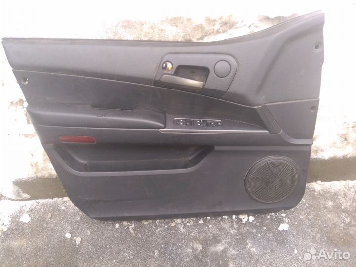 На Кайрон Панель