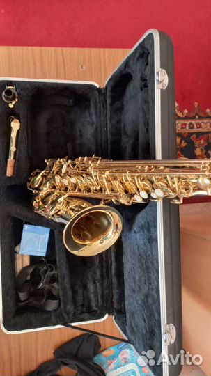 Саксофон альт Invotone