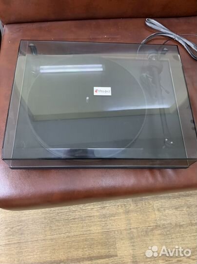 Виниловый проигрыватель Pro ject essential ll