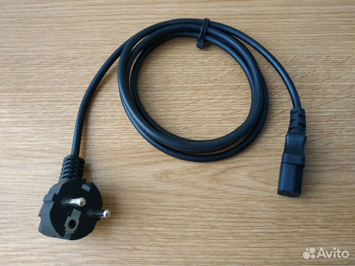 Кабель сетевой (кабель питания)