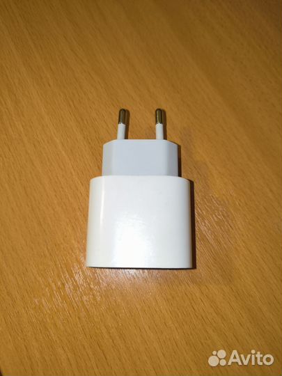 Зарядное устройство Apple iPhone 20w