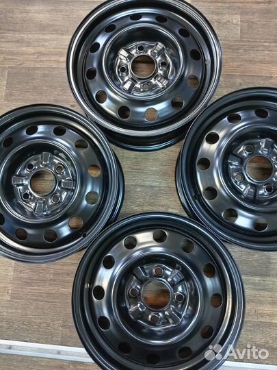 Диски R15 на Nissan almera N16 4x114.3