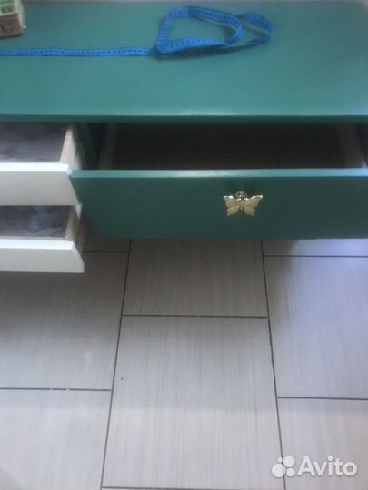 Тумба хайборд ретро редизайн