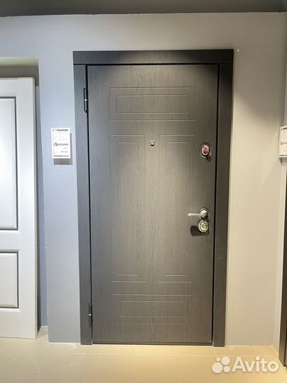 Дверь входная
