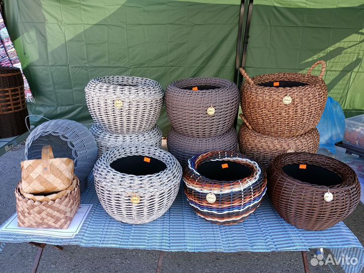 Кашпо из ротанга