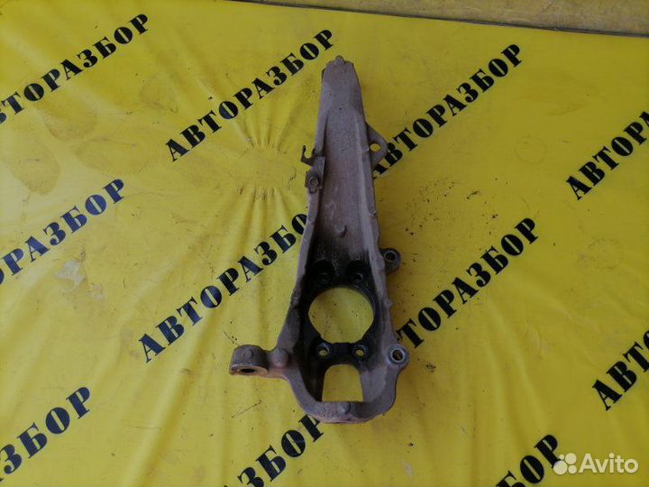 Кулак поворотный передний левый Infiniti G35 (V36)