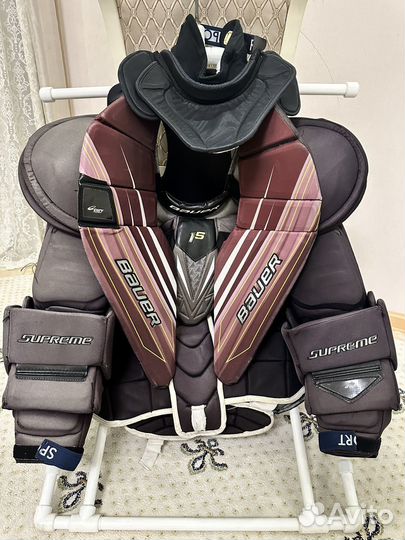 Вратарская хоккейная экипировка