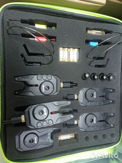 Набор сигнализаторов поклёвки с пейджером 4+1+4+4