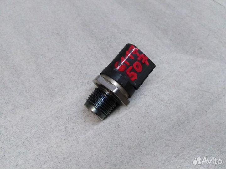 Датчик давления топлива