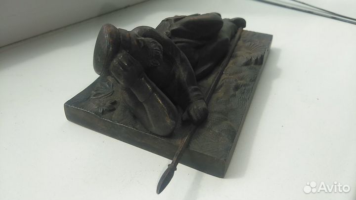 Статуэтка Драгун Солдат На Привале Куса Кус.З