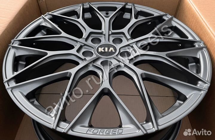 Кованые диски Kia Sorento R20 наличие