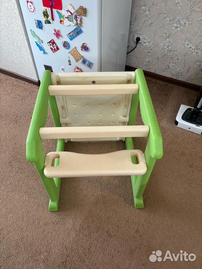 Детский стульчик для кормления