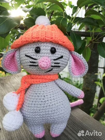 Вязаная игрушка крючком 