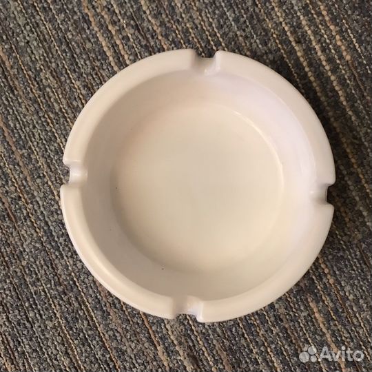 Пепельница, фарфор. Московский метрополитен