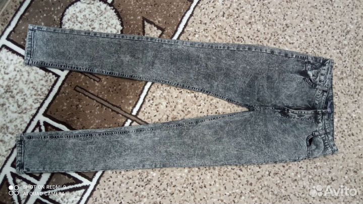Джинсы