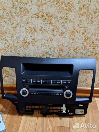 Штатная магнитола Ланцер 10