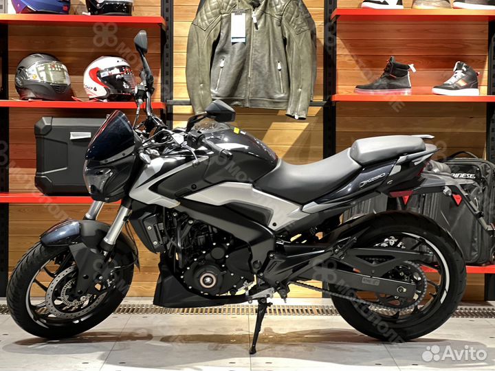 Мотоцикл bajaj Dominar 250 black