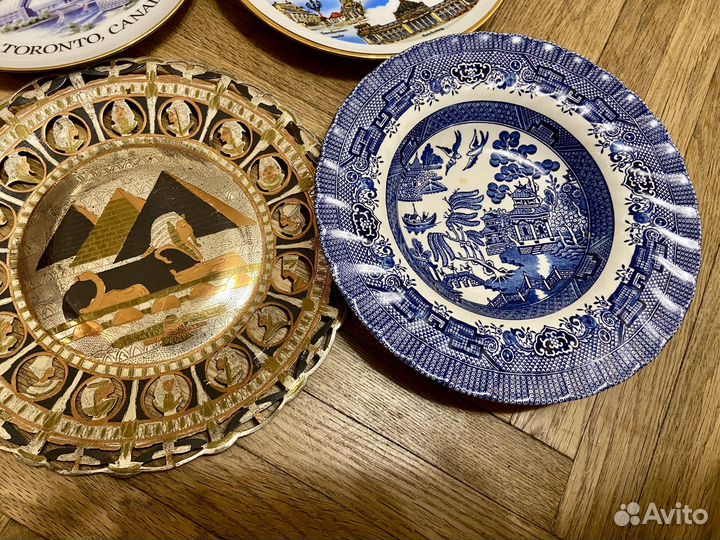 Сувенирные тарелки