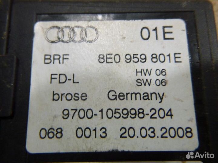 Моторчик стеклоподьёмника задний audi A4 A4 B8 2007