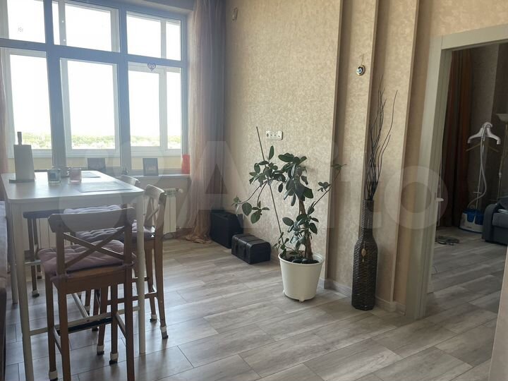 4-к. квартира, 110 м², 15/15 эт.