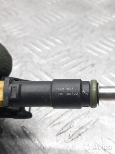 Форсунка Opel Zafira минивэн 1.8 Z18XER 2005