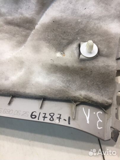 Обшивка стойки (задняя, левая)