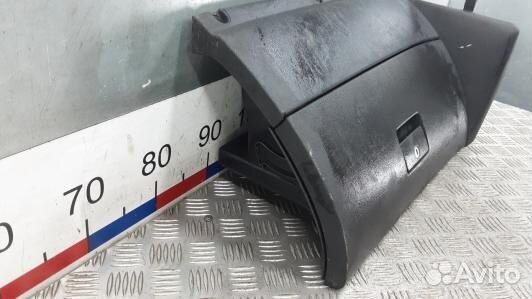 Бардачок (вещевой ящик) volkswagen golf 4 (ZBE15IV