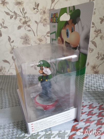 Amiibo Луиджи (Серия Super Mario) новый