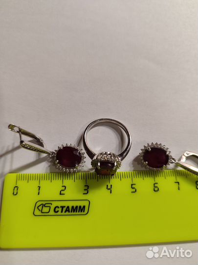 Серебряные серьги и кольцо