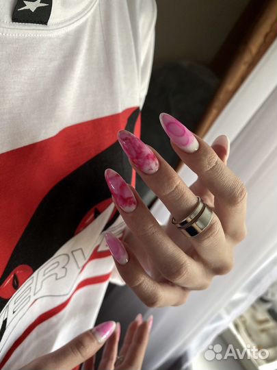 Мастер маникюра