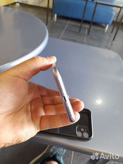 iPhone 11