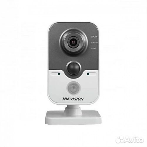 Мини IP камера Hikvision DS-2CD2442FWD-IW (новые)