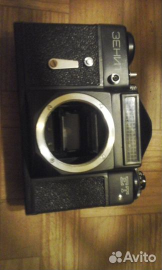 Фотоаппарат Зенит ET на запчасти, с чехлом из кожи