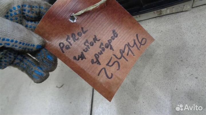 Панель приборов Nissan Patrol Y61 1997-2010