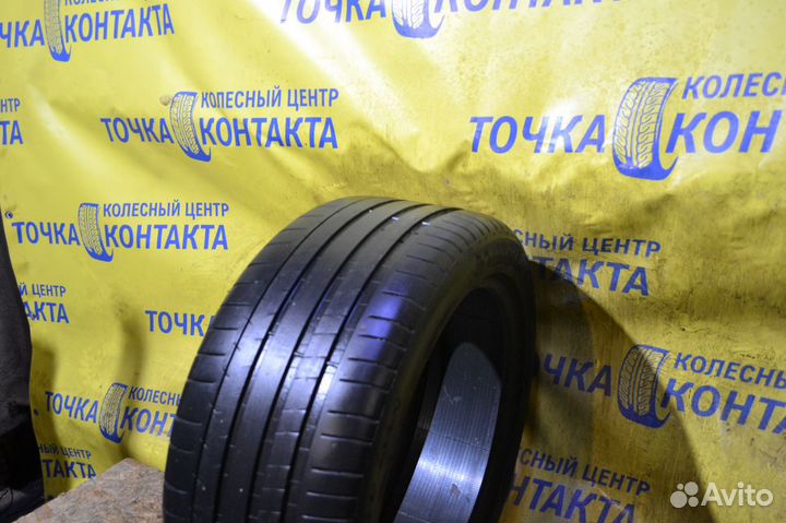 Michelin Pilot Super Sport 255/45 R19