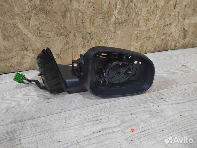 Зеркало правое Volvo S80 2