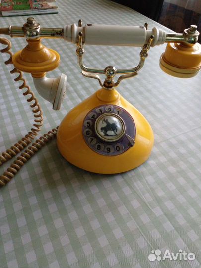 Старый телефон СССР 1980