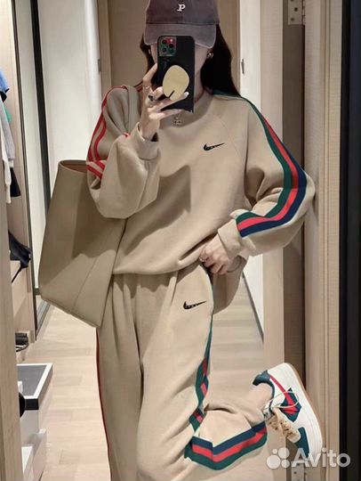 Спортивный костюм nike женский