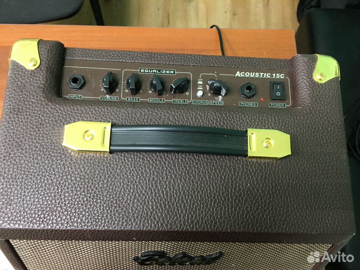 Комбик для акустической гитары belcat