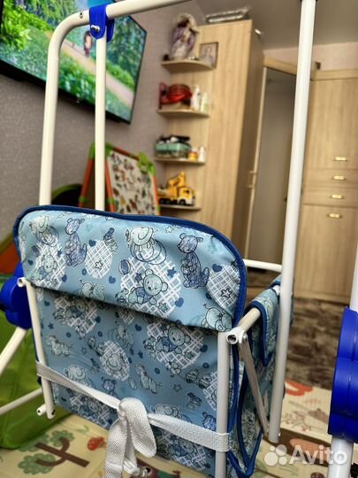 Детская качелька