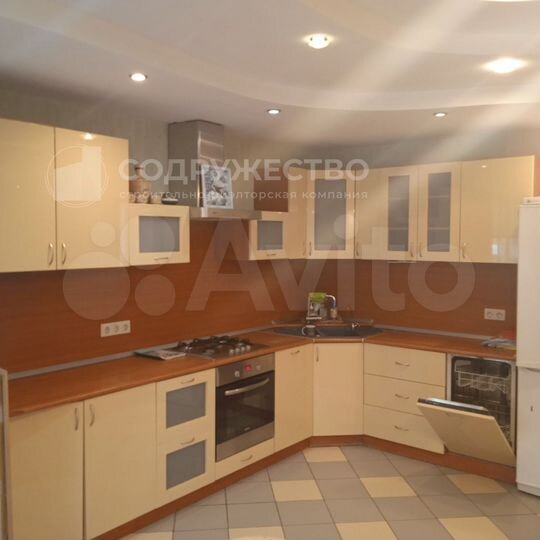 3-к. квартира, 96,9 м², 2/5 эт.