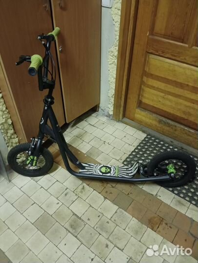 Самокат Mongoose expo 12