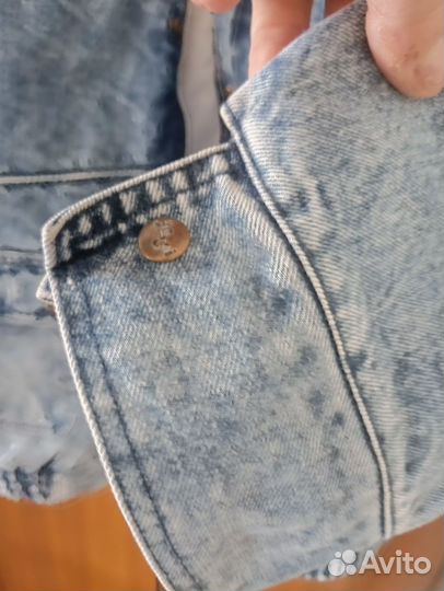 Джинсовая куртка