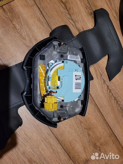 Руль с подушкой srs на акцент